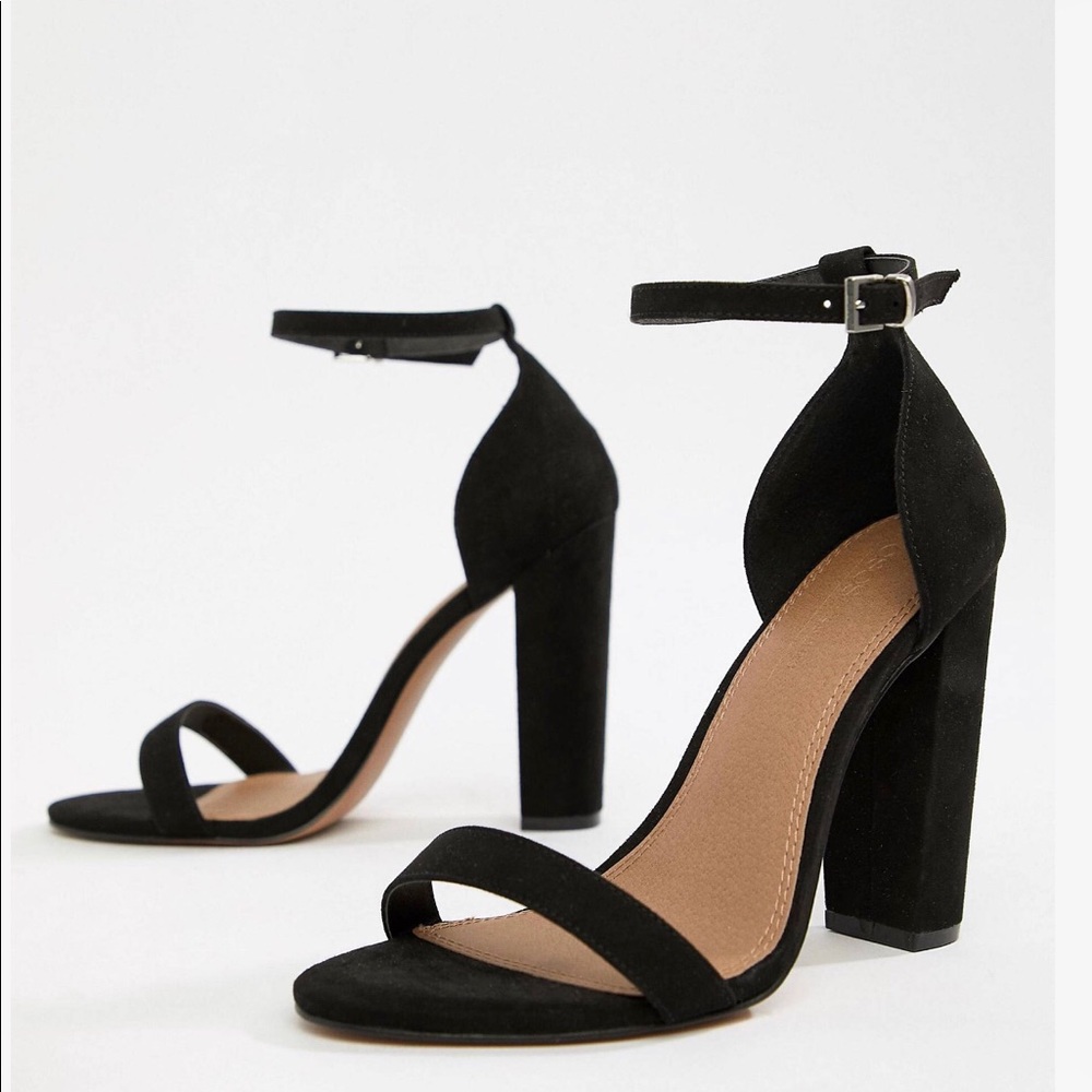Black heels!